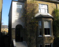 23 Lingfield rd sw 19